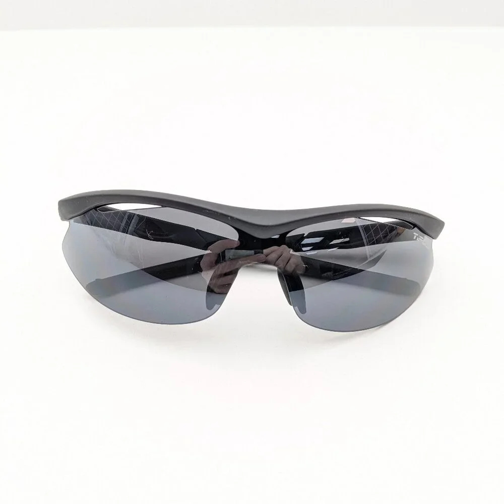🕶️Tifosi Optics Slip Wraparound Sunglasses 137/18 133 | ALH330🕶️